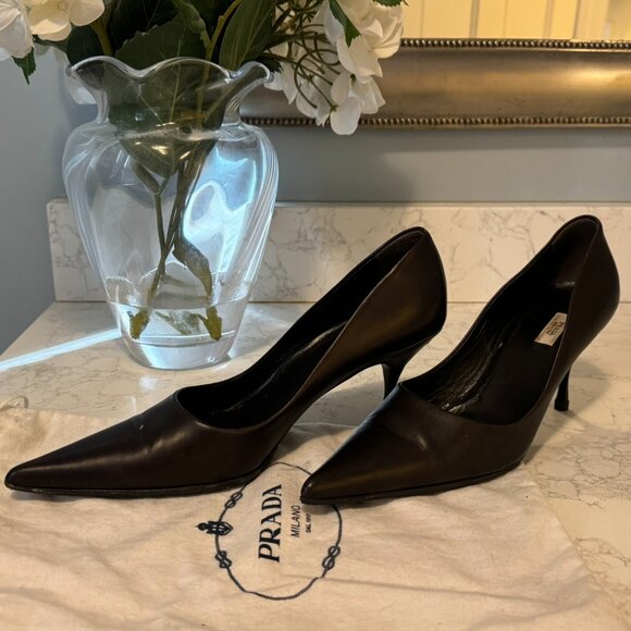 Prada Ebony (Dark Brown) Nappa Vitello leather pump - Picture 2 of 13